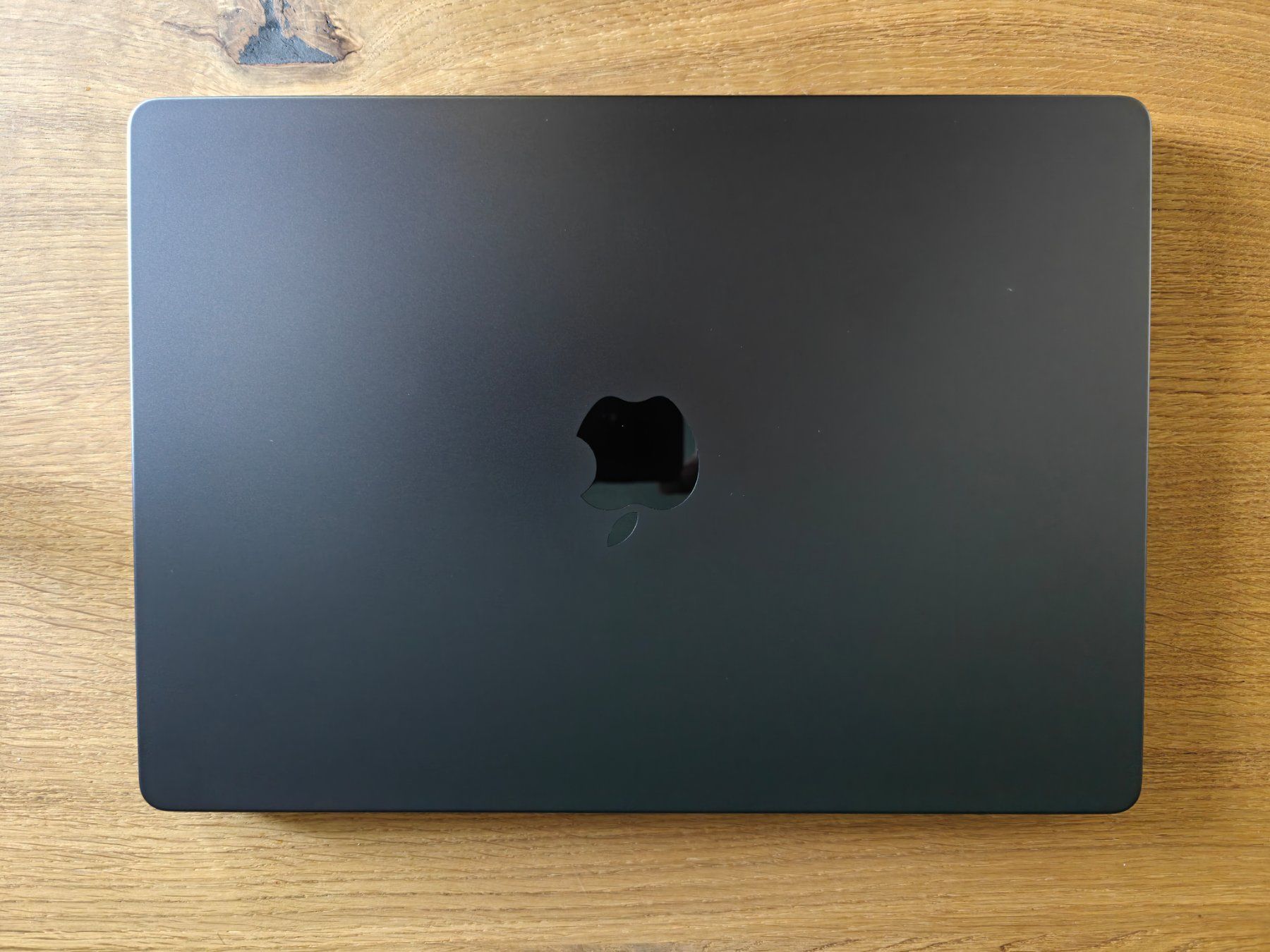 Apple Notebook: Apple MacBook Pro | M5 | 16 GB | 512 GB | CH-Layout – Nuovo (secondo la descrizione) da Schaffhausen venduto da edelbrock 3