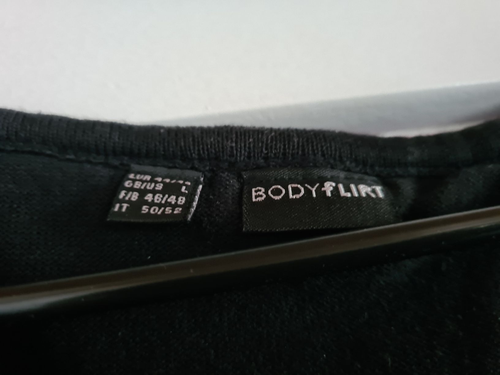 Maglioni & Felpe: Bodyflirt Damenpullover Gr. L schwarz Strickkragen Winter – Usato da Balterswil venduto da bischoftanja 3
