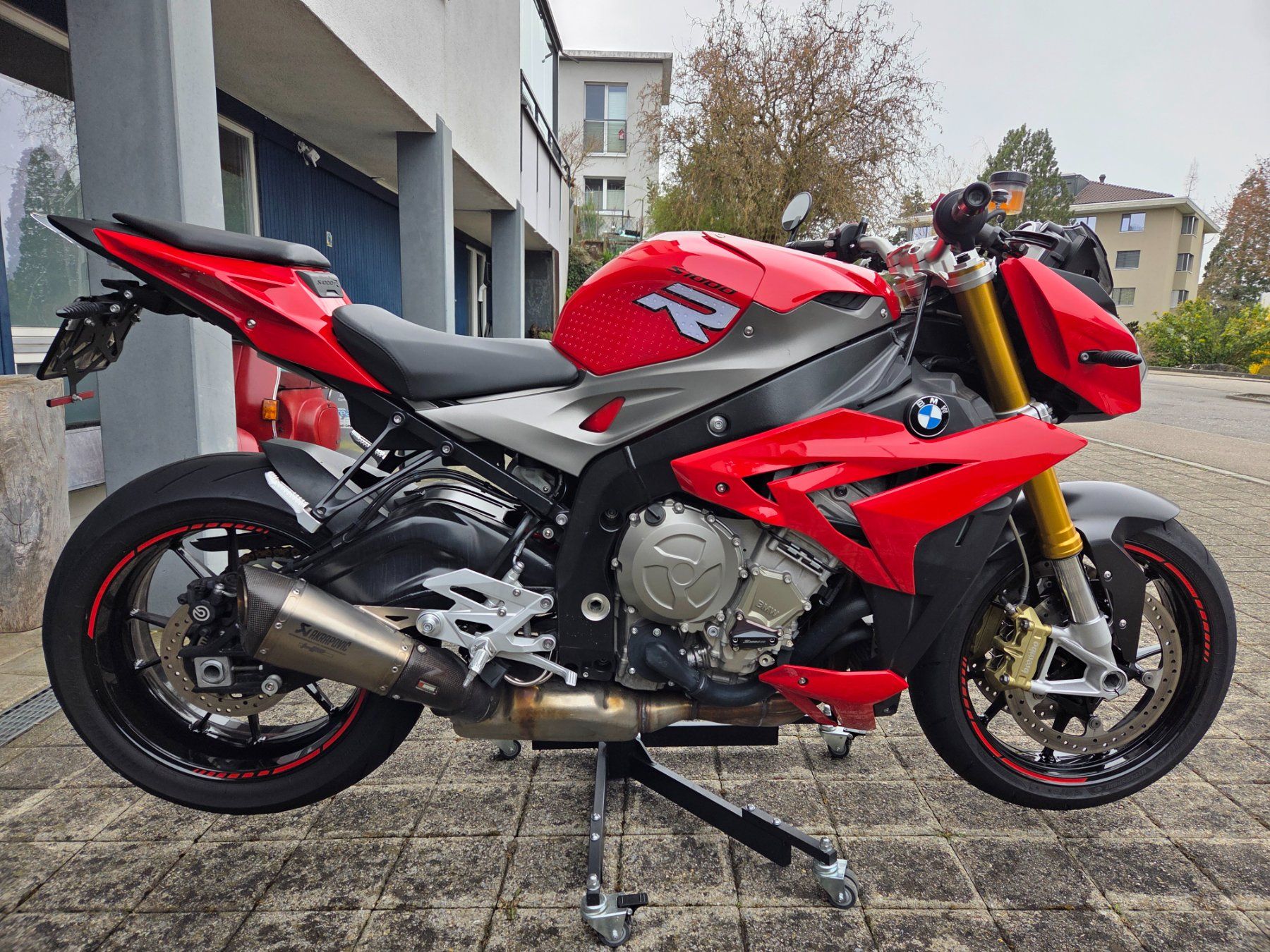 BMW Strada: BMW S1000R – Usato da Rotkreuz venduto da Michael-A 1
