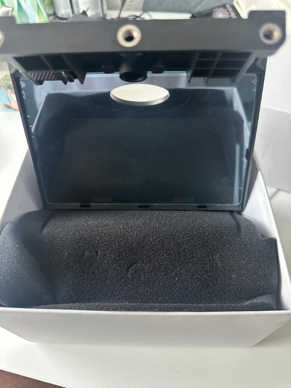 Videocamere: FEELWORLD TP2A Teleprompter tragbar neuwertig – Usato da Kloten venduto da Wharum 1