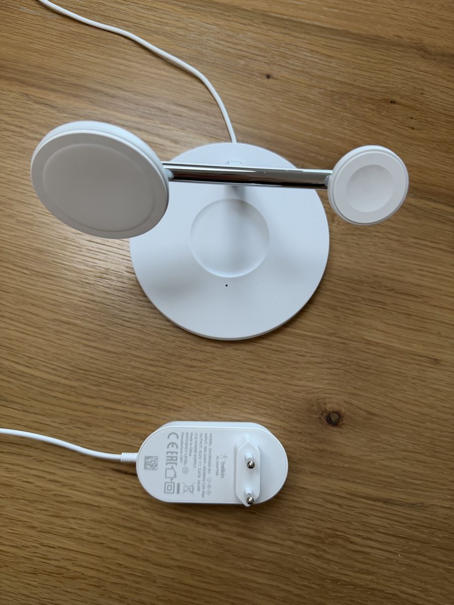 Belkin Caricabatterie: Belkin BoostCharge Pro 3-in-1 MagSafe Ladestation – Nuovo (secondo la descrizione) da Esslingen venduto da ciprianidon 2