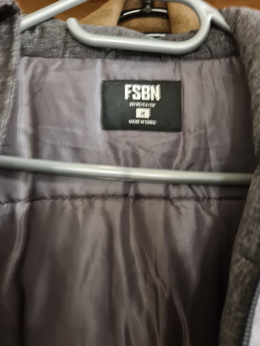 Jacken: Herre winterjacke – Neu (gemäss Beschreibung) aus Gommiswald von Iviea 2