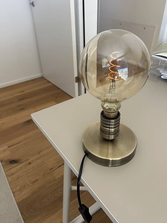 Lampade: Lampe gold  – Usato da St. Gallen venduto da mar_fl6v 1