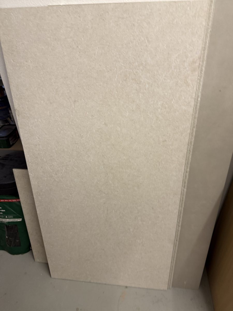 Rivestimenti per pavimenti: Restposten Keramik / Feinsteinzeug, ca. 20m2 – Nuovo (secondo la descrizione) da Münsingen venduto da vsko77 3