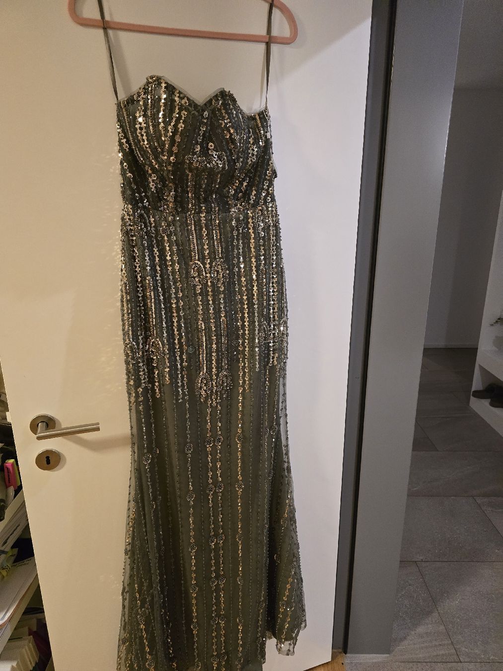Vestiti: Wunderschönes, elegantes Abendkleid mit Pailletten, Gr. XS – Nuovo e nell'imballaggio originale da Tobel venduto da swisscap243 3