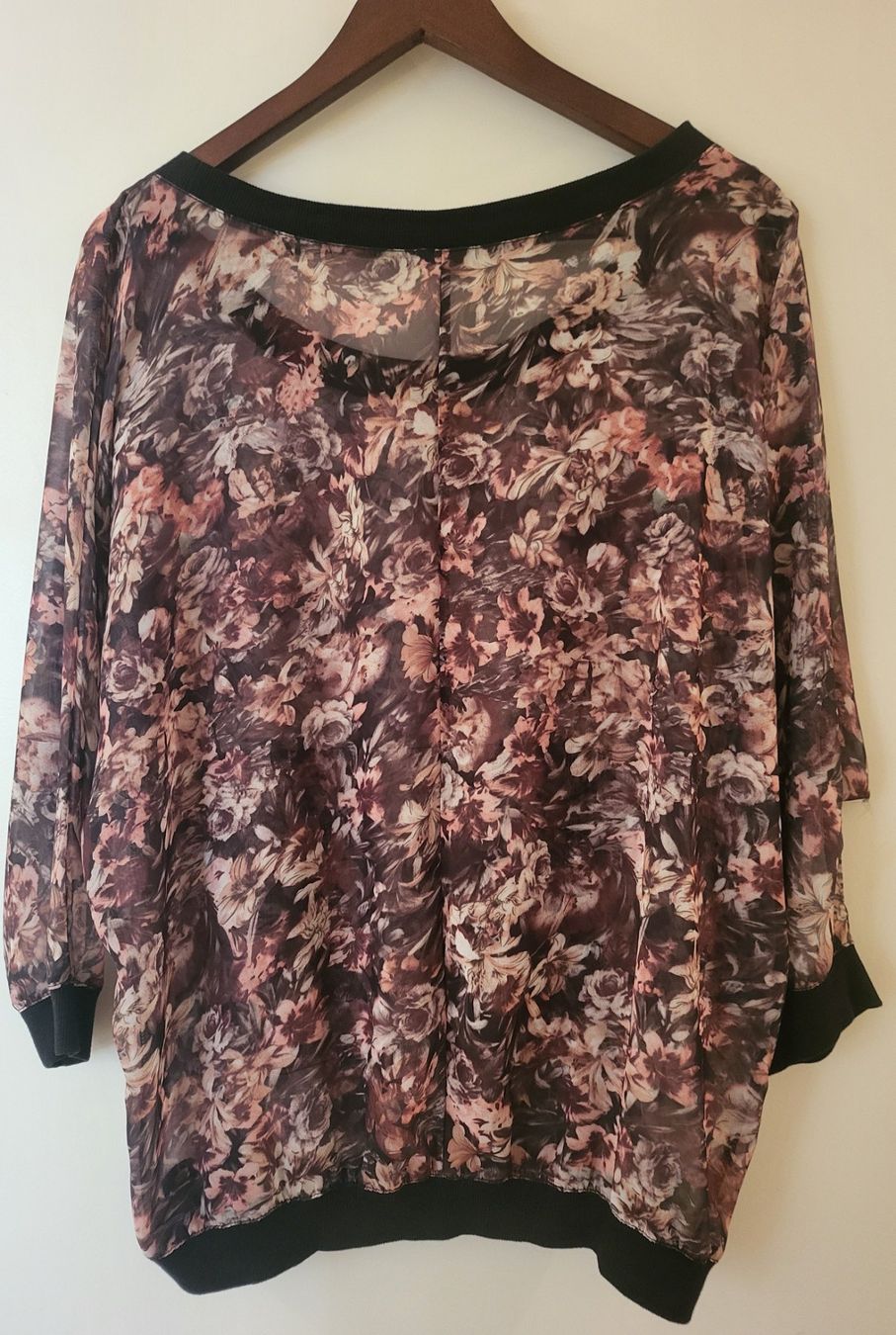 Camicette: Schöne Vintage Bluse – Usato da Basel venduto da sci_67ms 2