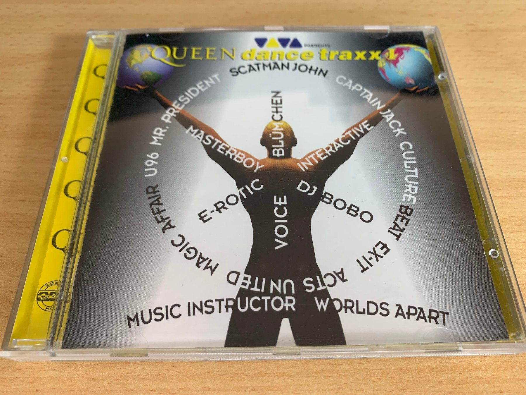 CD: Various – Queen Dance Traxx I – Usato da Rikon im Tösstal venduto da Alpenmutz