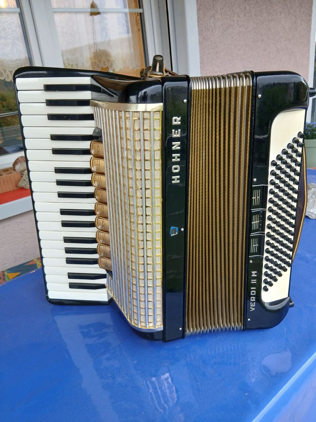 Hohner Strumenti musicali: Hohner VERDI   II  M – Usato da St.Gallen venduto da esdb