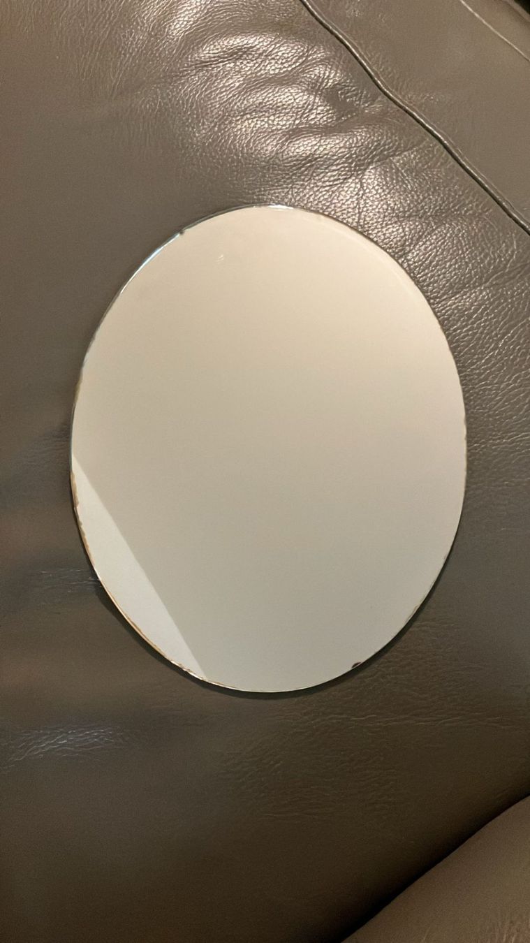 Specchi: Specchio ovale 23x28,5 cm – Usato da Melano venduto da H-Sara