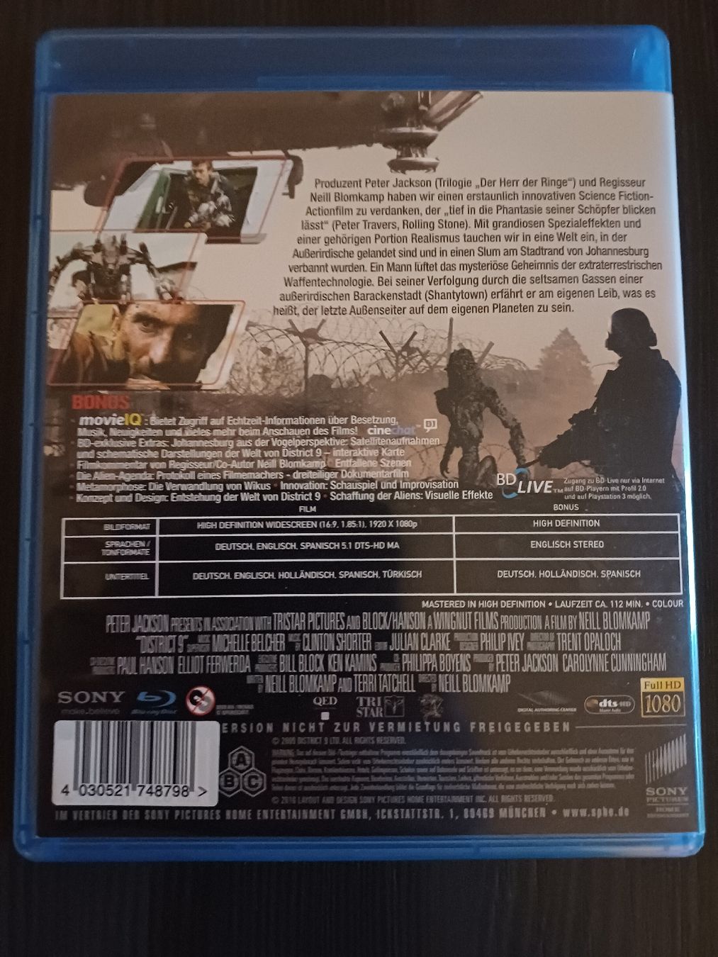 Tutti i DVDs: "District 9" auf Blu-Ray/  Top Zustand – Nuovo (secondo la descrizione) da Oberwil b. Zug venduto da ren_x6bm 1