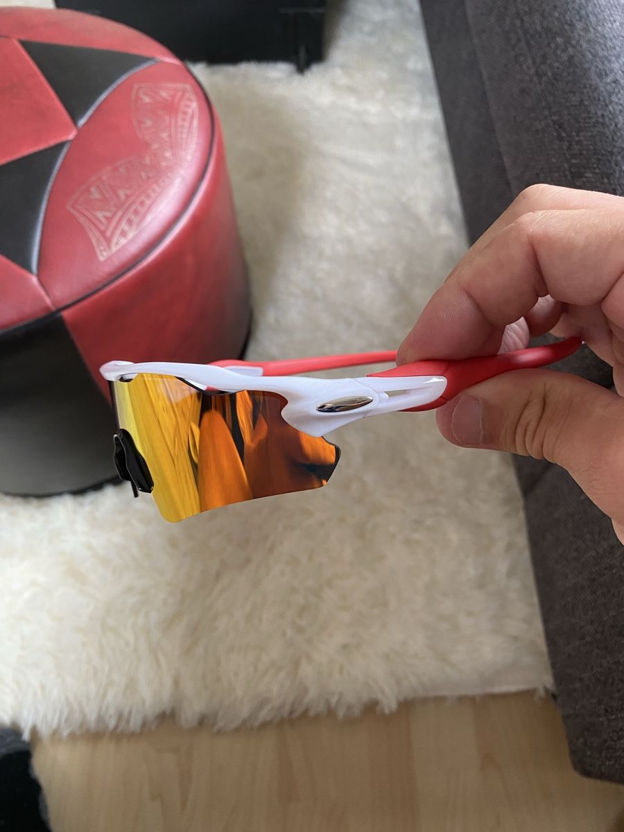 Brillen & Gläser: Sonnenbrille  – Neu und originalverpackt aus Zell ZH von MegaCatch 1