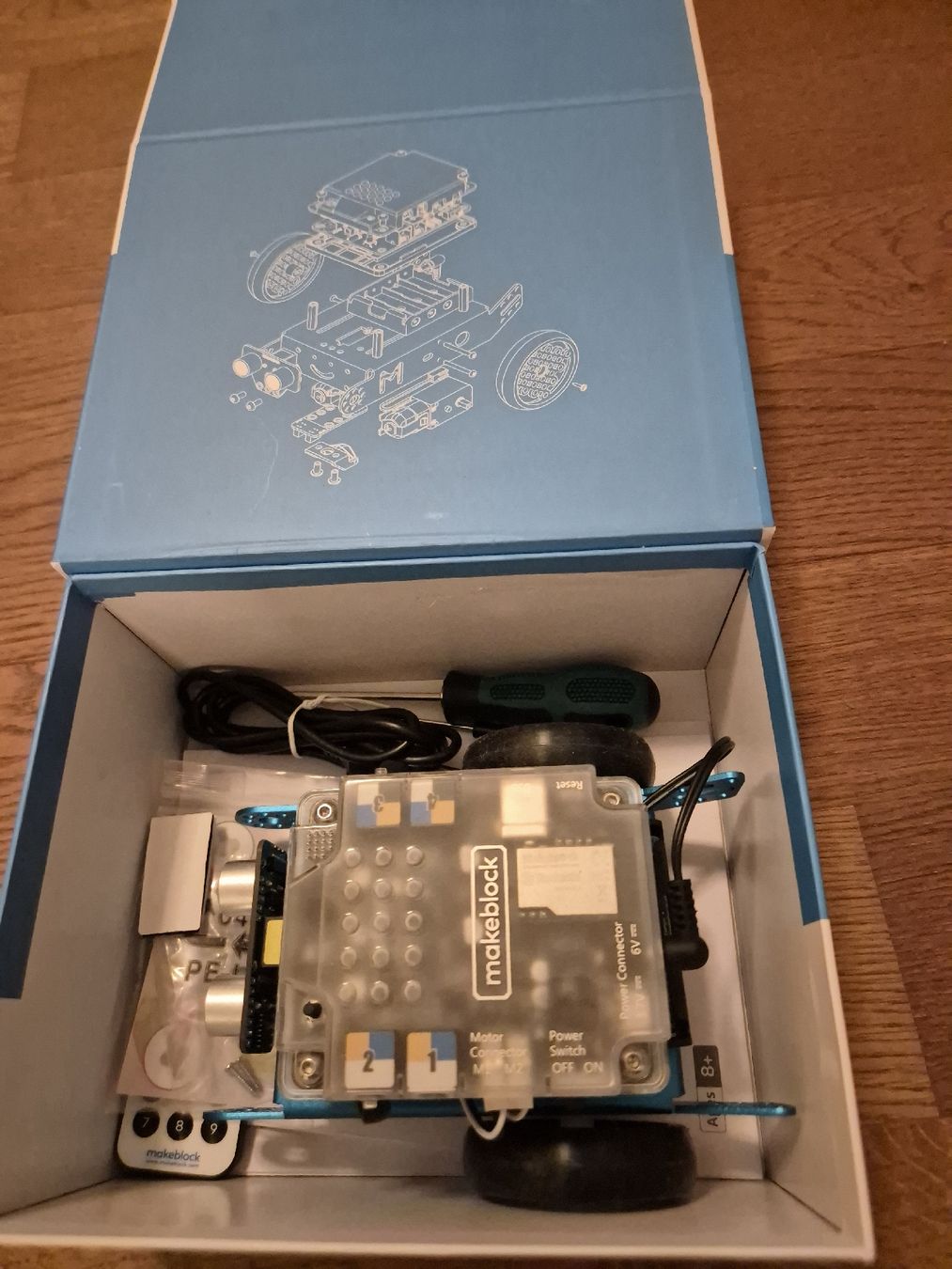 Jouets: Makeblock mBot Educational Robot kit, Block programming – D'occasion à Rudolfstetten par gobugi0 4