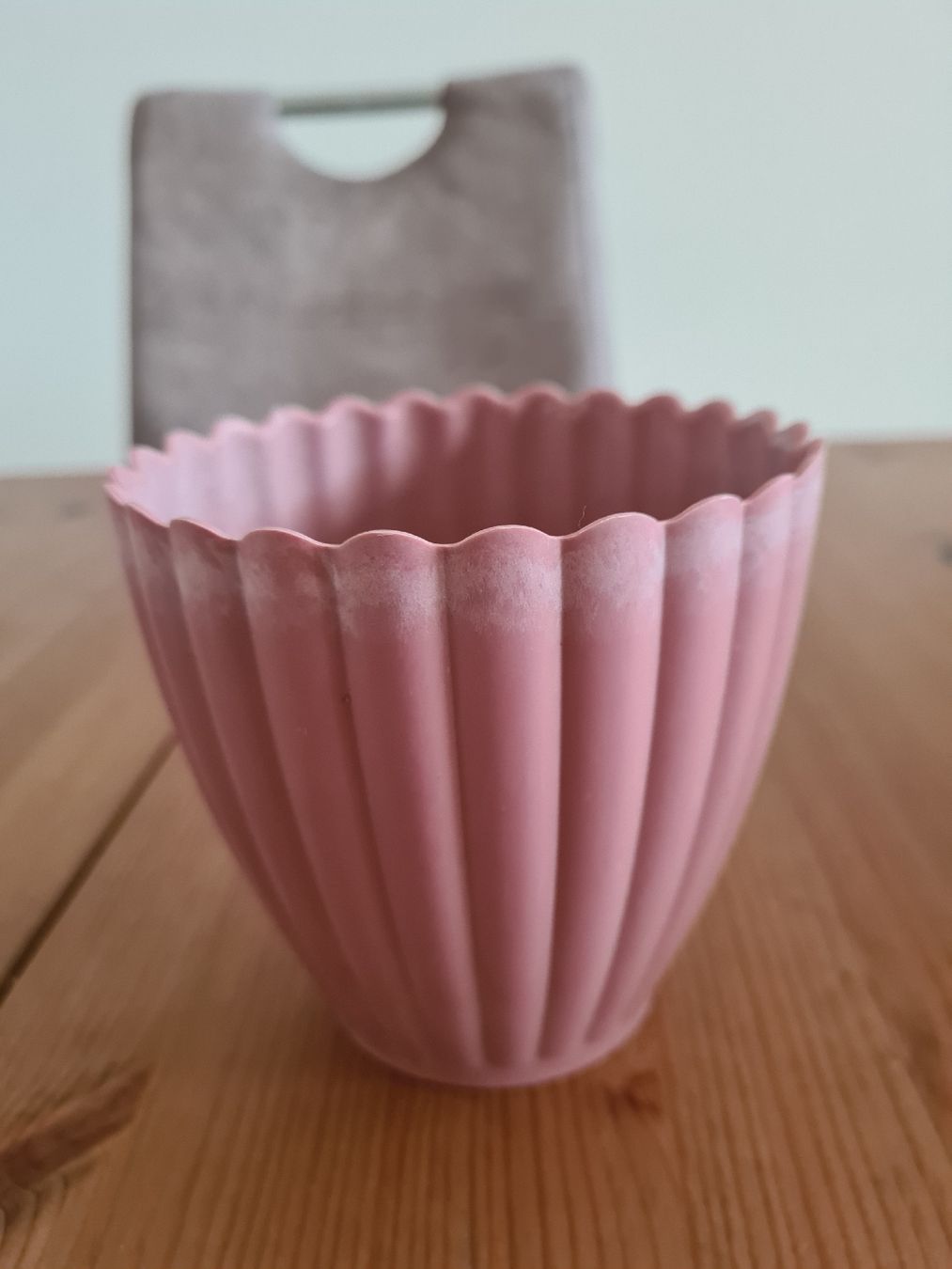 Vasi per fiori: Rosa Blumentopf Rillendesign – Usato da Horw venduto da Mirii91