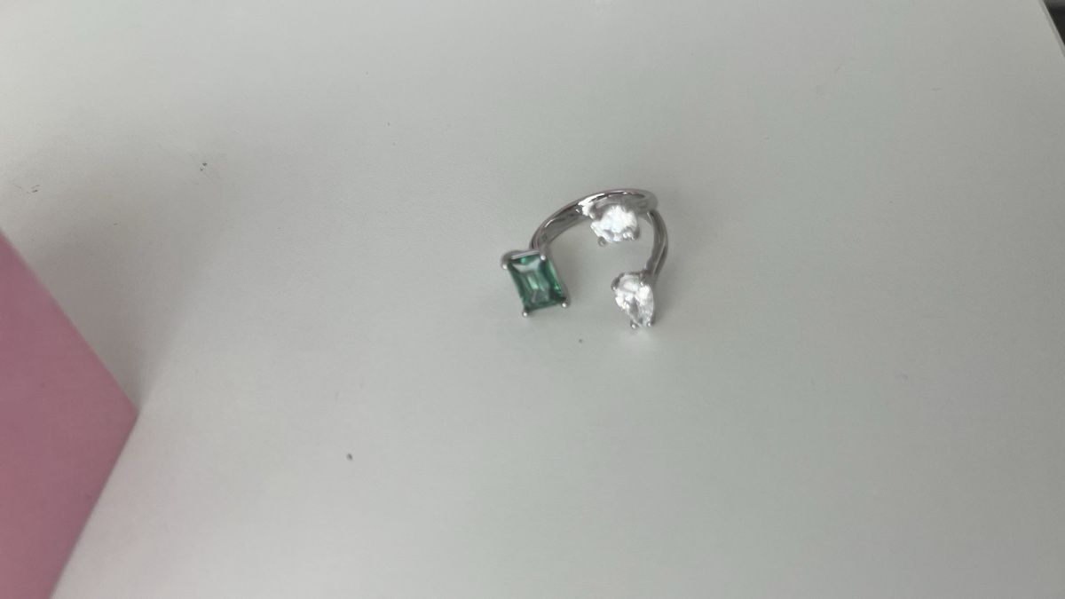 Swarovski Bagues: Mesmera open Ring Swarovski – D'occasion à Altendorf par pas_5chw 1