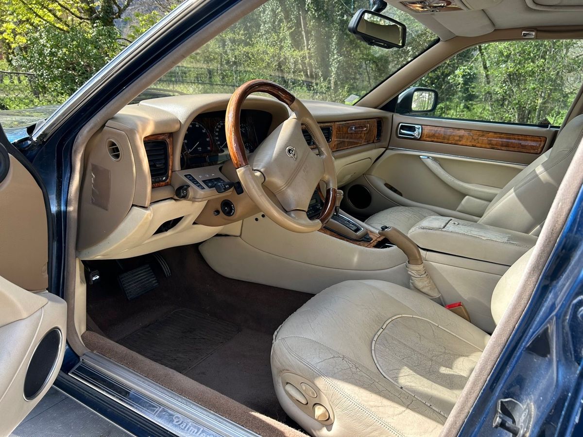 Daimler Autos: Daimler Jaguar  – Gebraucht aus Thônex von COCO_VR6 3