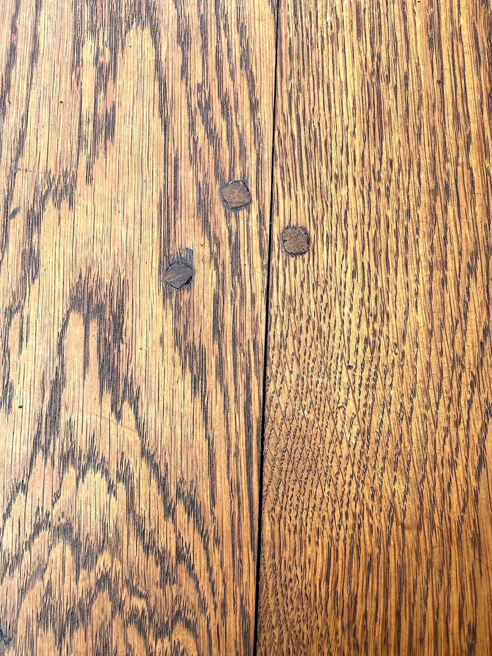 Tavoli: Table à manger en bois massif chêne - style rustique – Usato da Veyrier venduto da Szurkemaci 4