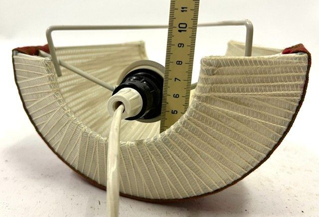 Lampade: Kleine Wandlampe mit Bastband – Usato da Zürich venduto da gigimai67 5