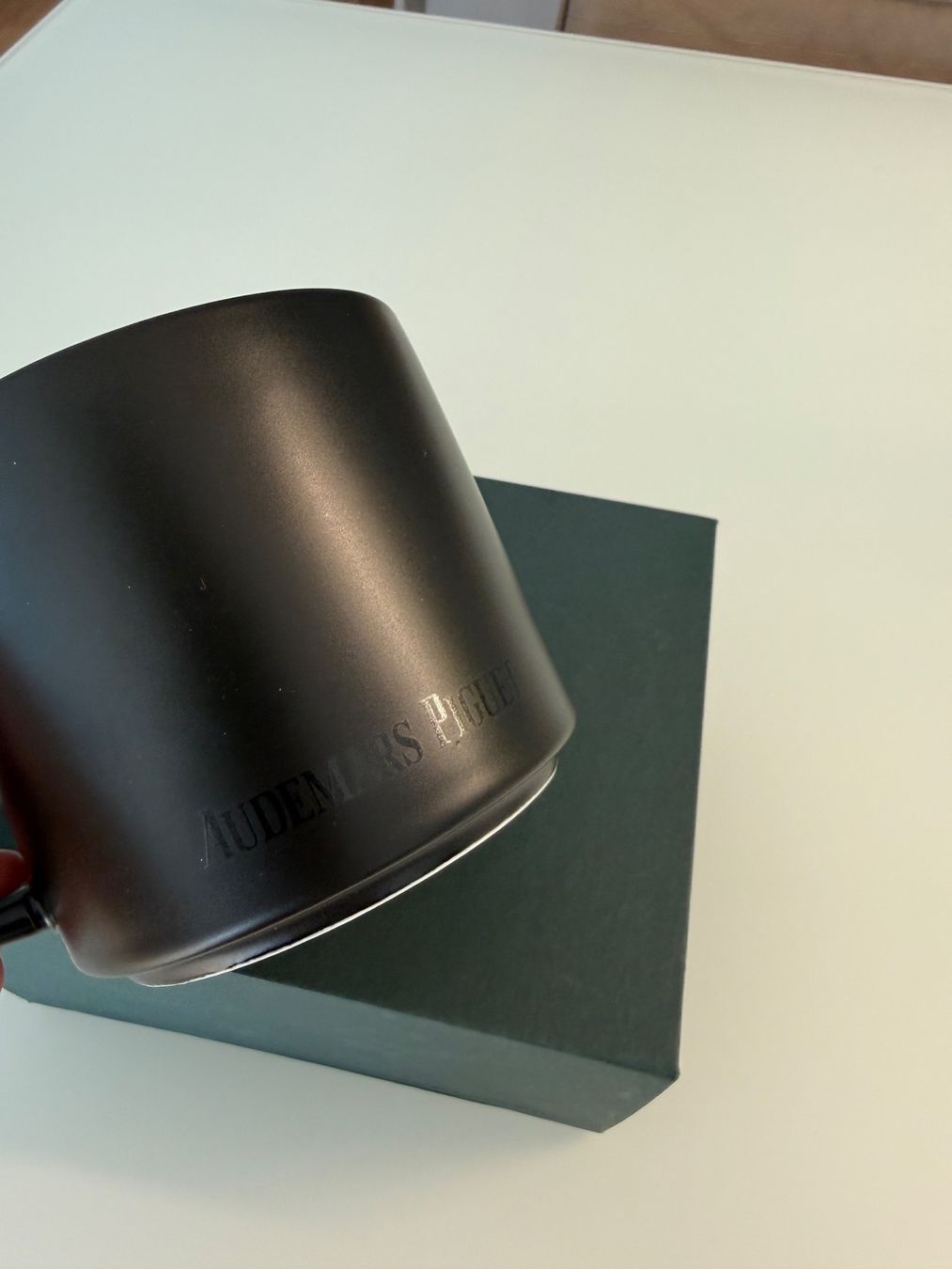 Tazze: Audemars Piguet Coffee Mug / Tasse - Selten – Nuovo e nell'imballaggio originale da Rain venduto da ThriftSHA 2