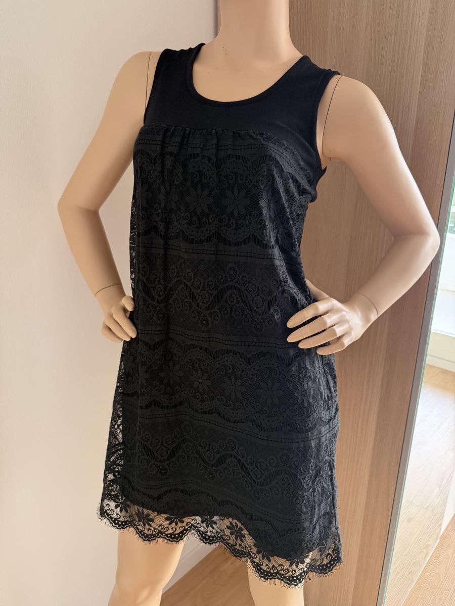 Kleider: Kleid Zero schwarz mit Spitzenbesatz Gr. 34 – Gebraucht aus Chur von mir_8ns7