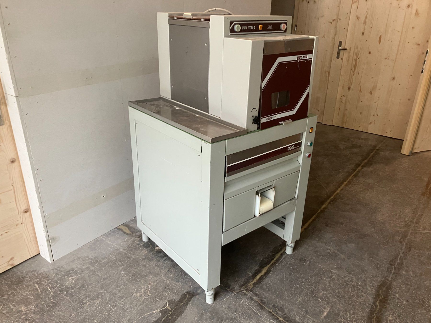 Tutte le macchine: OEM BREAKMATIC Teigportionierer / Teigbearbeitungsmaschine – Usato da Lichtensteig venduto da Buy24International 2
