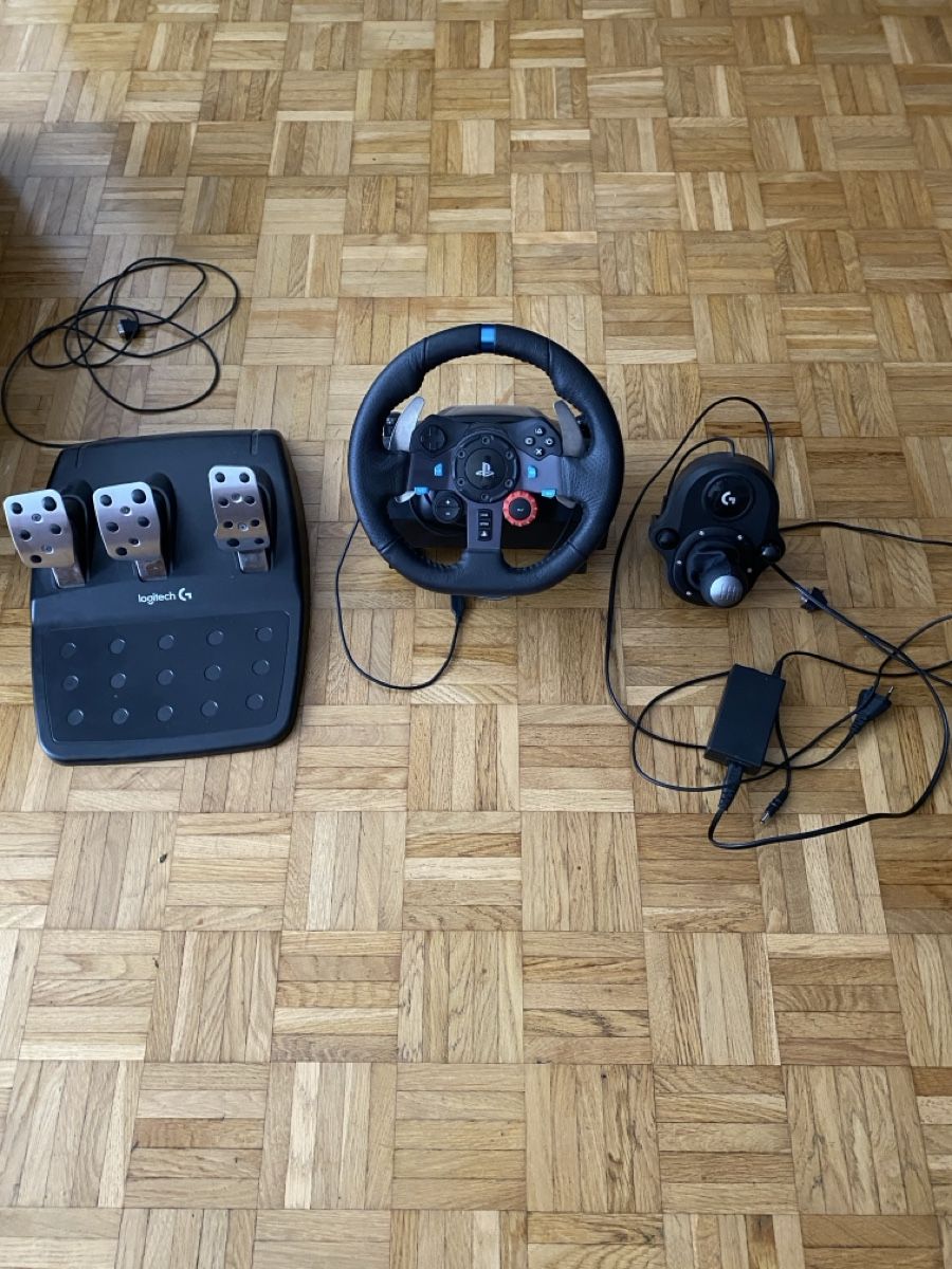 Logitech Console: Logitech G29 für Playstation und PC – Usato da Aarburg venduto da sam_cxw6