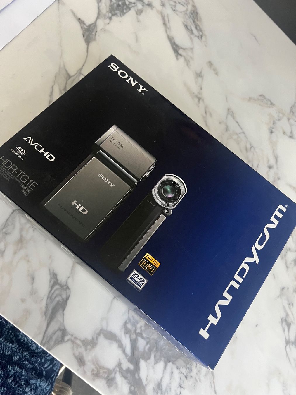 Sony Videocamere: Sony Handycam HDR-TG1E – Nuovo (secondo la descrizione) da weggis venduto da Minusio12 5