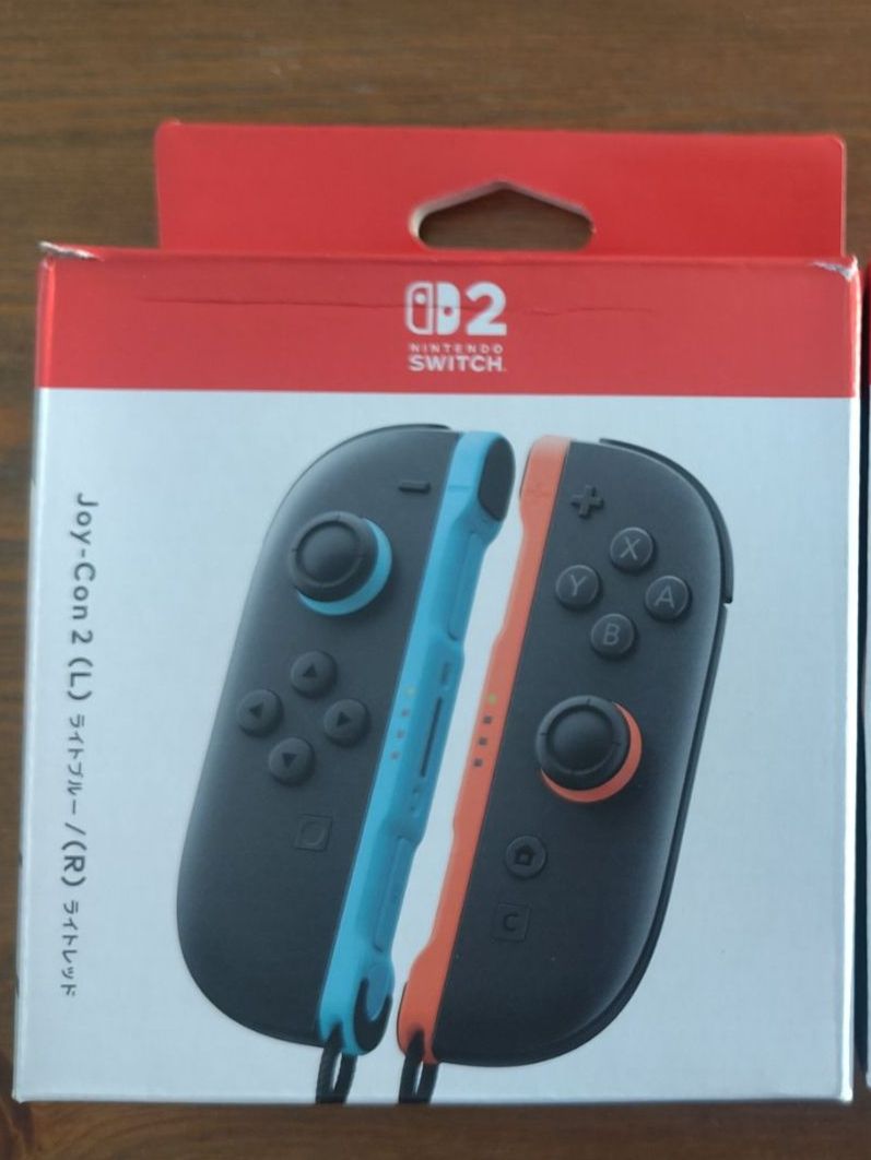 Nintendo Manettes: NEU: Joy-Con 2 Controller Hellblau / Hellrot, NSW2 – Neuf avec emballage d'origine à Wohlen AG par gnabbr