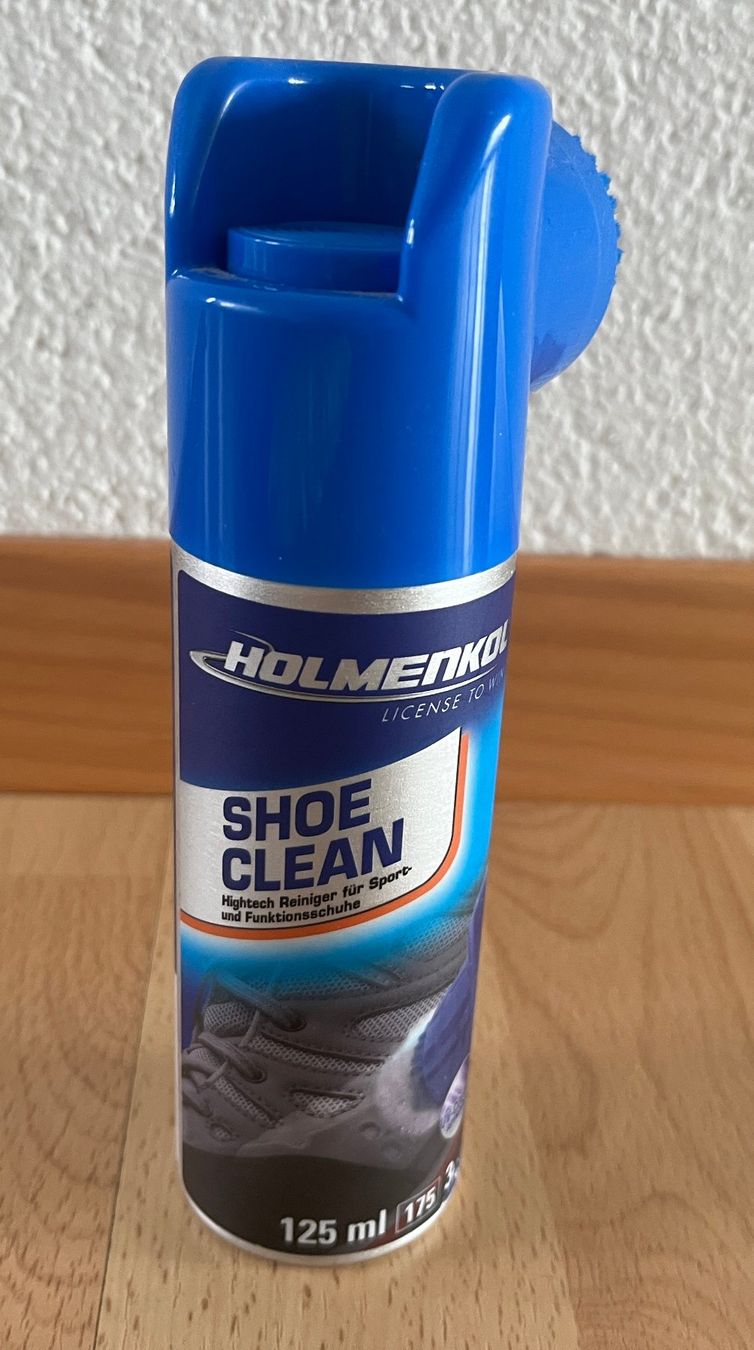 Holmenkol Prodotti di pulizia: SHOE CLEAN, mindestens noch halb voll – Usato da Zürich venduto da fbsm 1