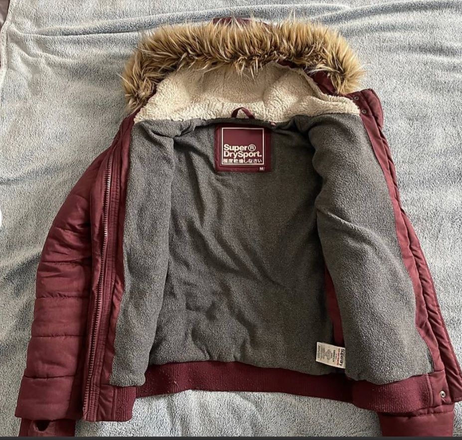 Superdry Giacche: Winterjacke Superdry – Usato da Schmitten FR venduto da dia_y5nx 1