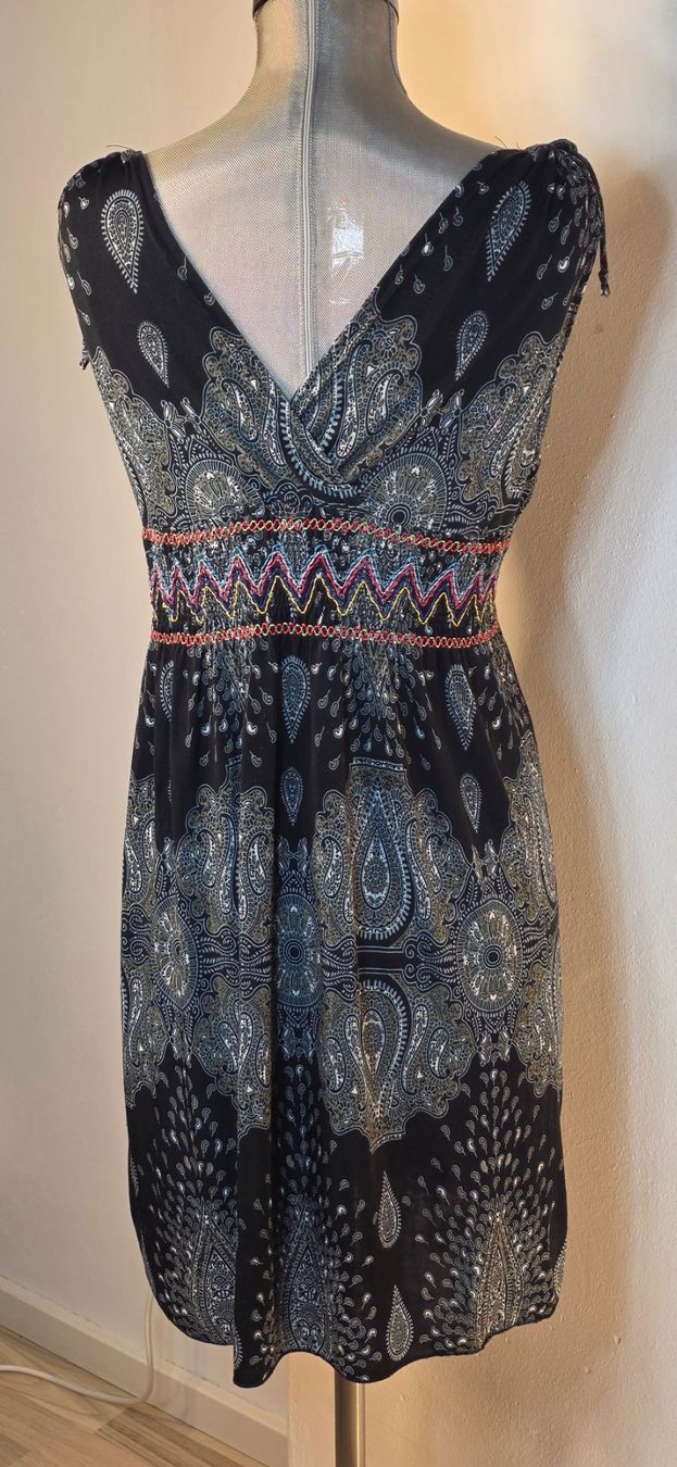 Vestiti: SM 34-38 MALANDRA leichtes Sommerkleid – Usato da Dürnten venduto da Bachtelsurfer 2
