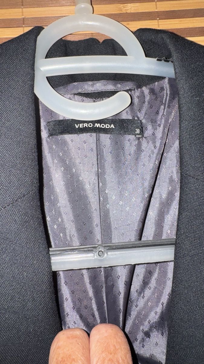 Vero Moda Giacche: Blazer Vero Moda, 38 – Usato da Gümligen venduto da morticiaaddams 1