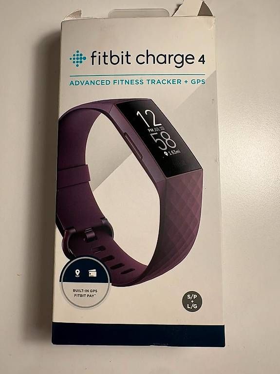 Smartwatch: Fitbit Charge 4 - Top Zustand  – Gebraucht aus Richenthal von Idetifikation