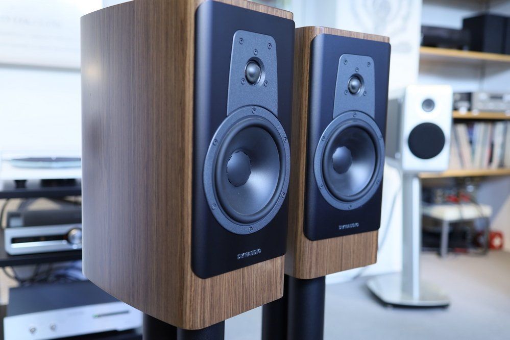 Dynaudio Lautsprecher: Dynaudio Contour 20 mit original Standfuss – Gebraucht aus Luzern von Hifipro