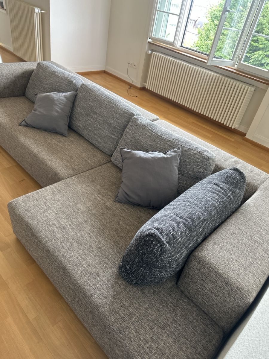 Sofas: Ecksofa Stoff grau gut erhalten – D'occasion à Zürich par ces_7mhb 2