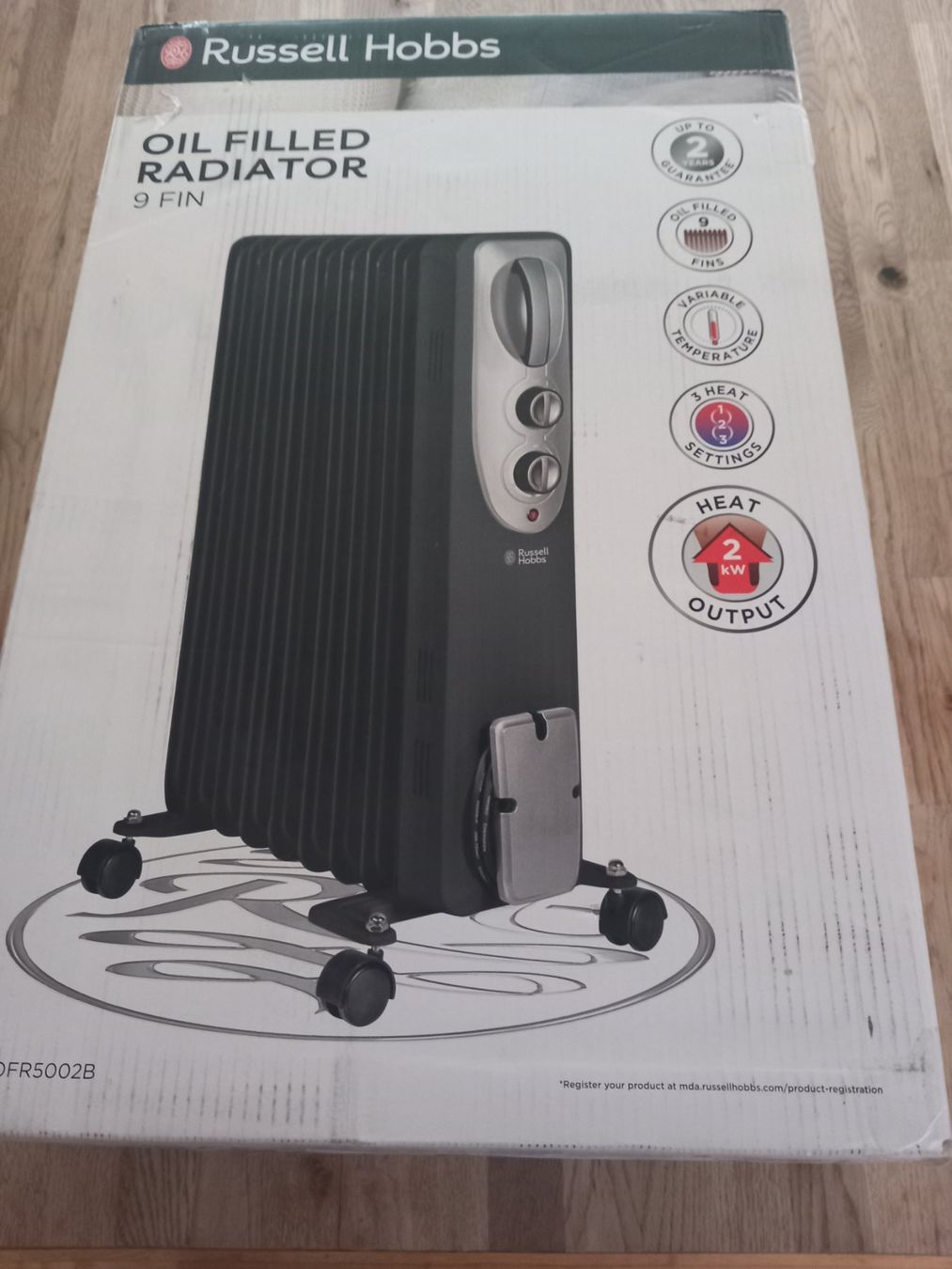 Radiatori: Heizgerät 2000W auf Räder – Nuovo e nell'imballaggio originale da Thun venduto da Beas-Allerlei