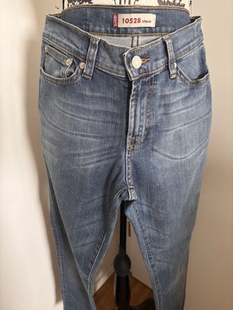 Levi Strauss & Co. Jeans, Top Zustand, Grösse 28/32 👖