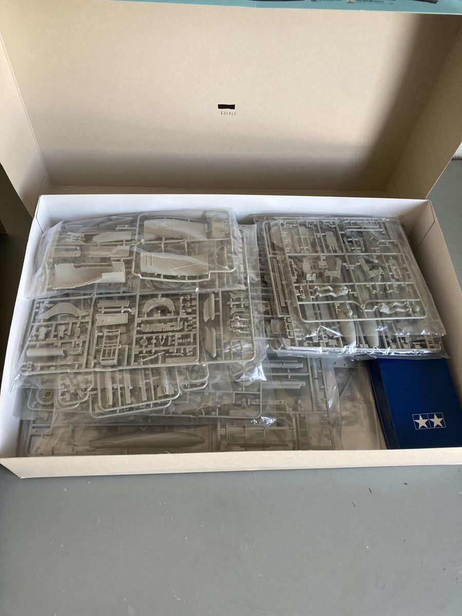 Tamiya Kit di modellismo & Modellini statici: Tamiya 1/32 F16CJ – Nuovo (secondo la descrizione) da Zollikofen venduto da Torque86 1