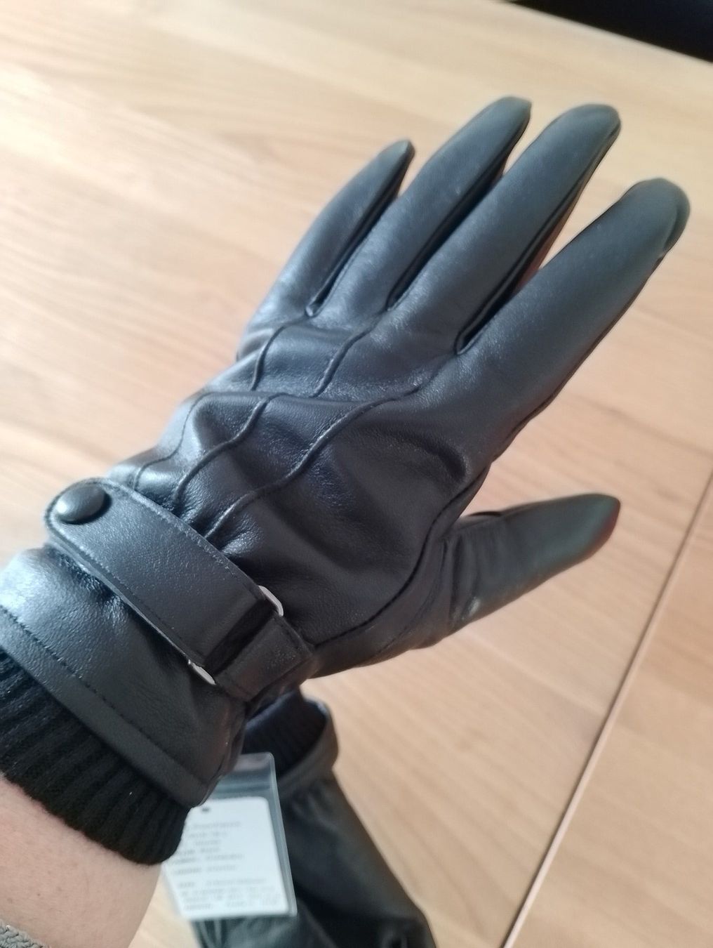 Guanti & manicotti: Neue weiche Lederhandschuhe mit Etikett – Nuovo e nell'imballaggio originale da Luzern venduto da Seri4