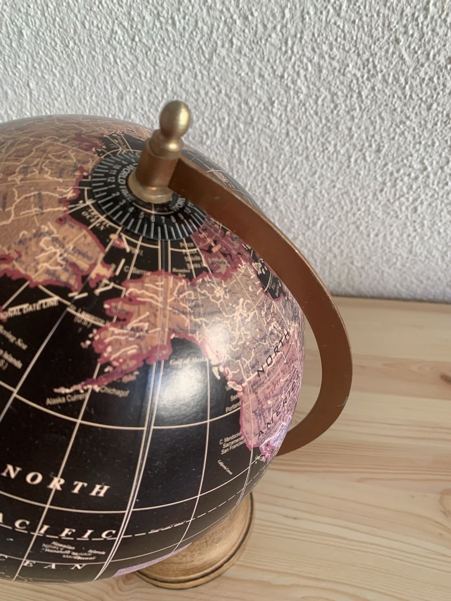 Maisons du monde Altro in Decorazioni & Accessori: Schöner Globus mit Holzsockel – Usato da Zürich venduto da Leonieonie. 2