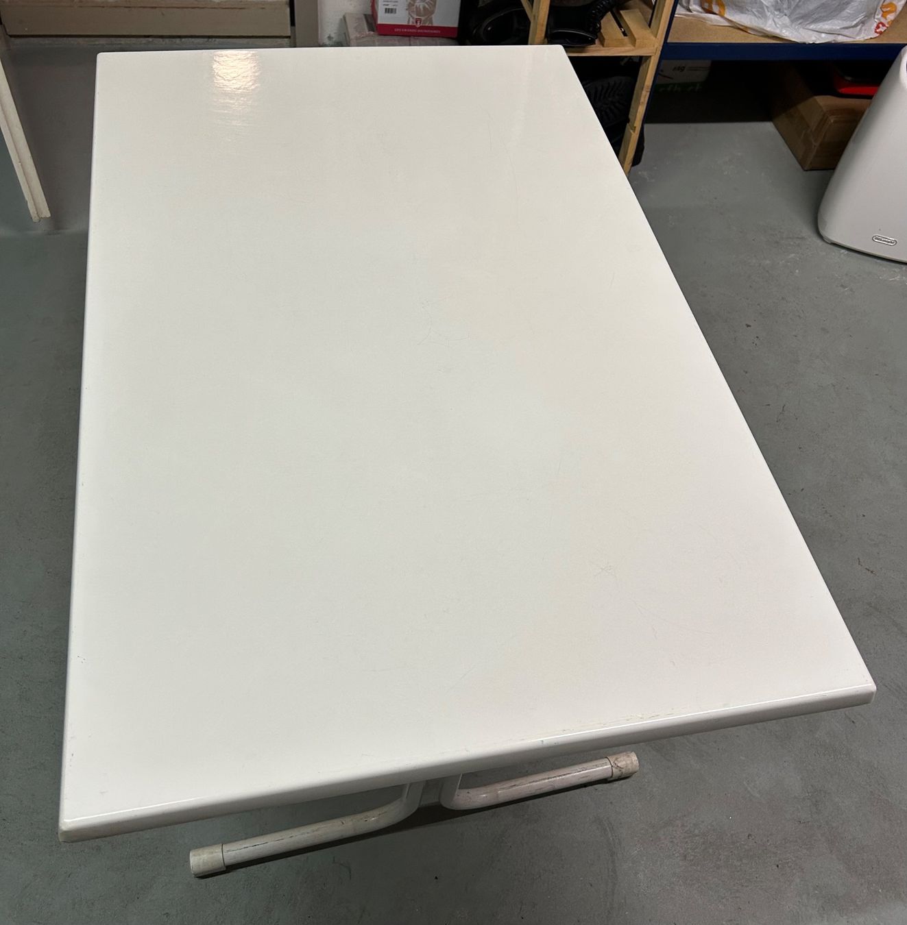 Tische: Gartentisch weiss, klappbar – Gebraucht aus Marthalen von ksr_9g9d 1