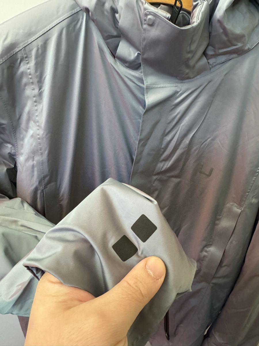 Jacken: Uber Daunen Winterjacke mit Kapuze, Grau, PrimaLoft, L – Neu (gemäss Beschreibung) aus Niederbipp von yar_tf6f 3
