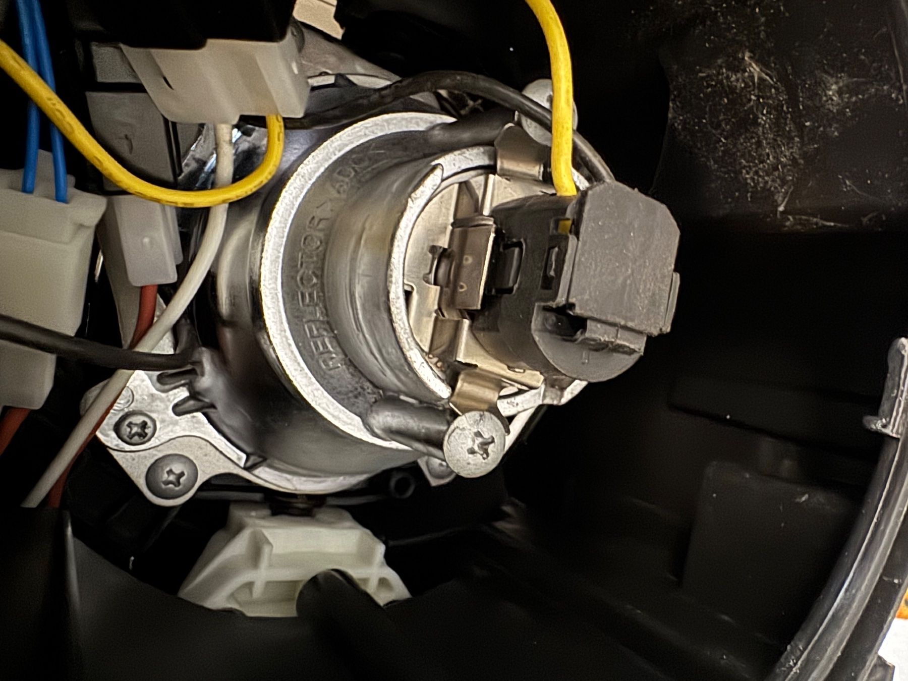 VW Fari: VW T5 Facelift 09-15 Scheinwerfer – Usato da Dürnten venduto da luschu3000 8