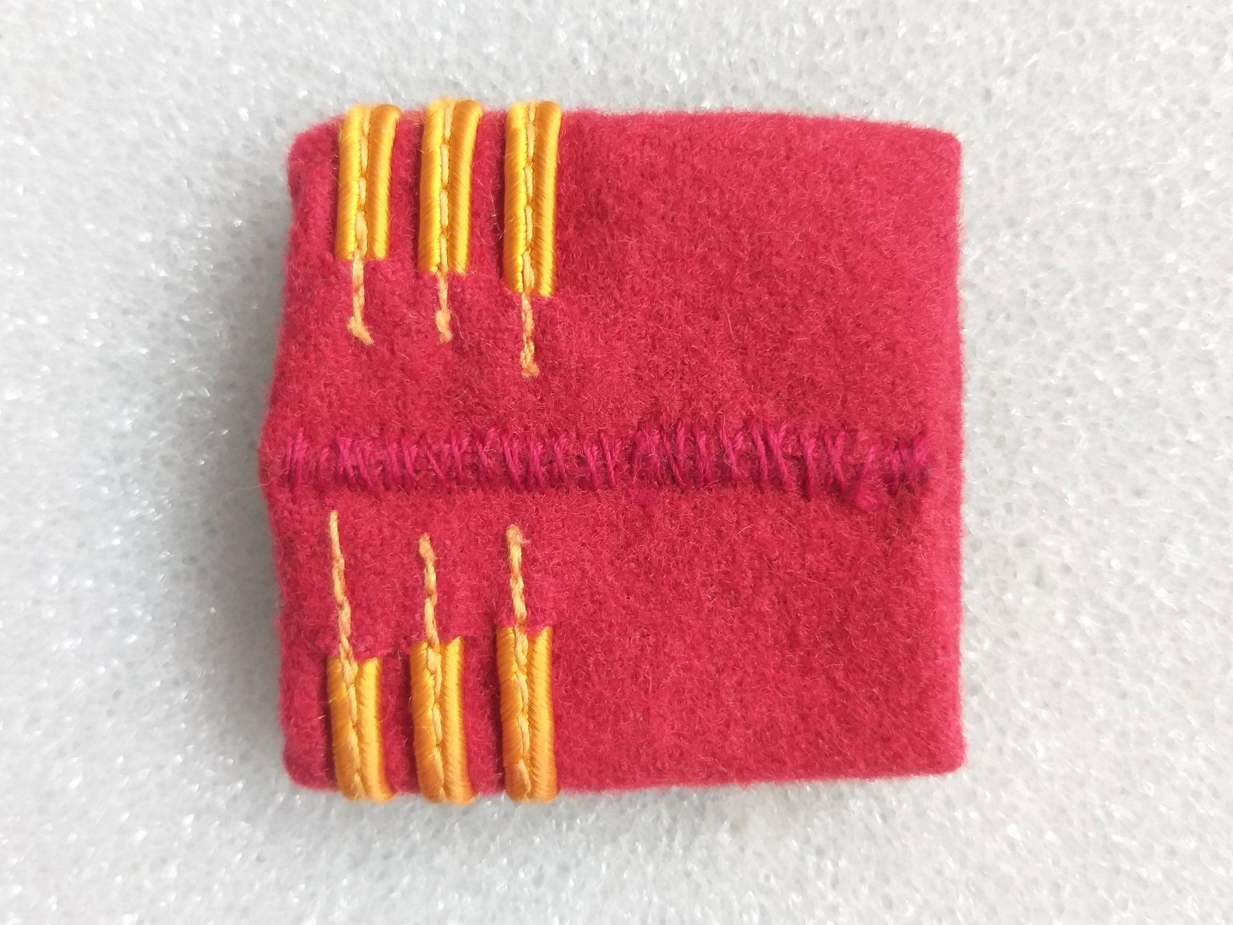 Placchette & Badge: Schulterpatte Hauptmann Bataillon 5 V1 – Usato da Bauma venduto da SwissMilitaria 1