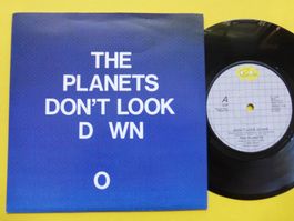 The Planets – Don't Look Down