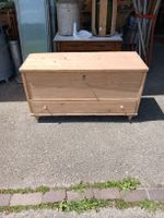 Tannenholz Truhe mit Schublade 