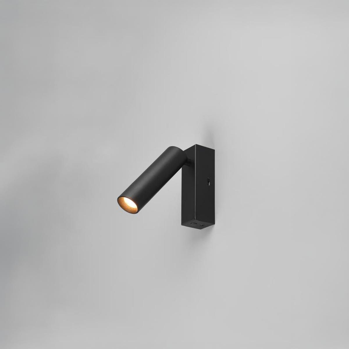 Lampen: LED Spot, 1er, Farbwechsler, 18 cm Höhe – Neu (gemäss Beschreibung) aus Kreuzlingen von Smart-Light