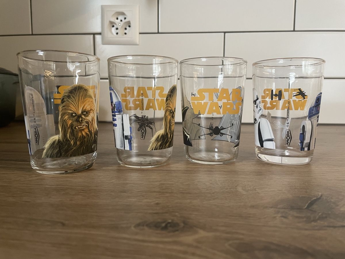 Star Wars Bicchieri: Lot de 4 verres à moutarde Star Wars – Usato da Lonay venduto da ju-71 1