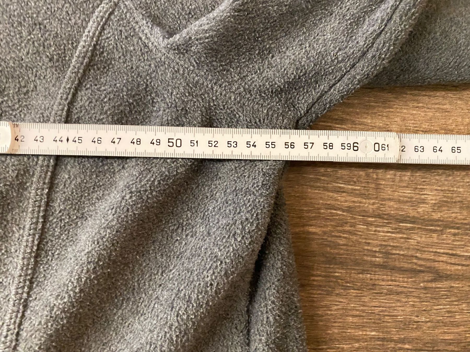 C&A Giacche: C&A Canda Strickjacke Trainingsjacke grau Gr. L – Usato da Pratteln venduto da a23_j2gs 5