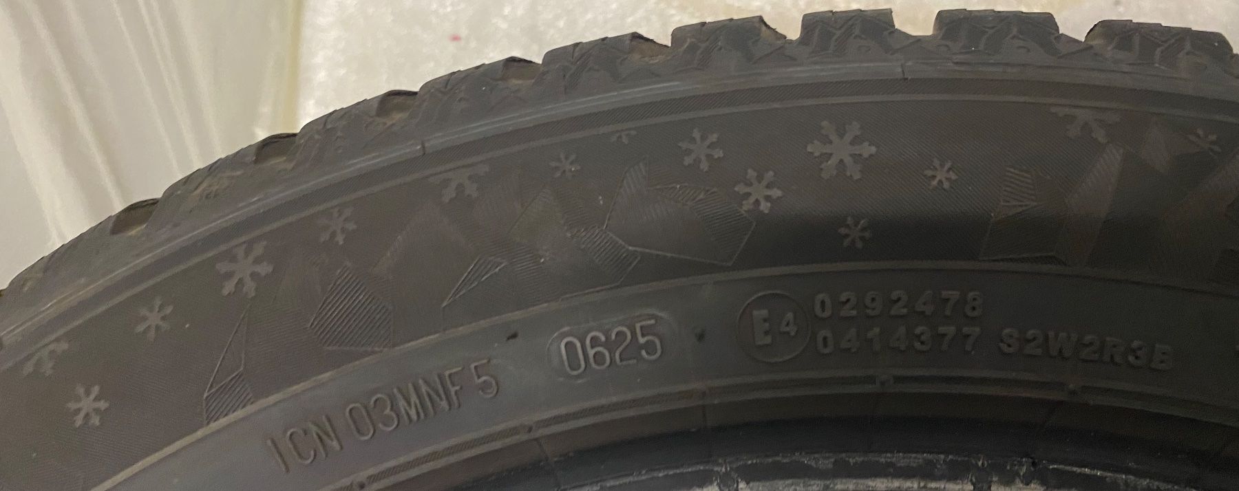 Semperit Pneumatici & Ruote complete: 235/50R19  Semperit Winterreifen – Usato da Baar venduto da fba_f78w 6