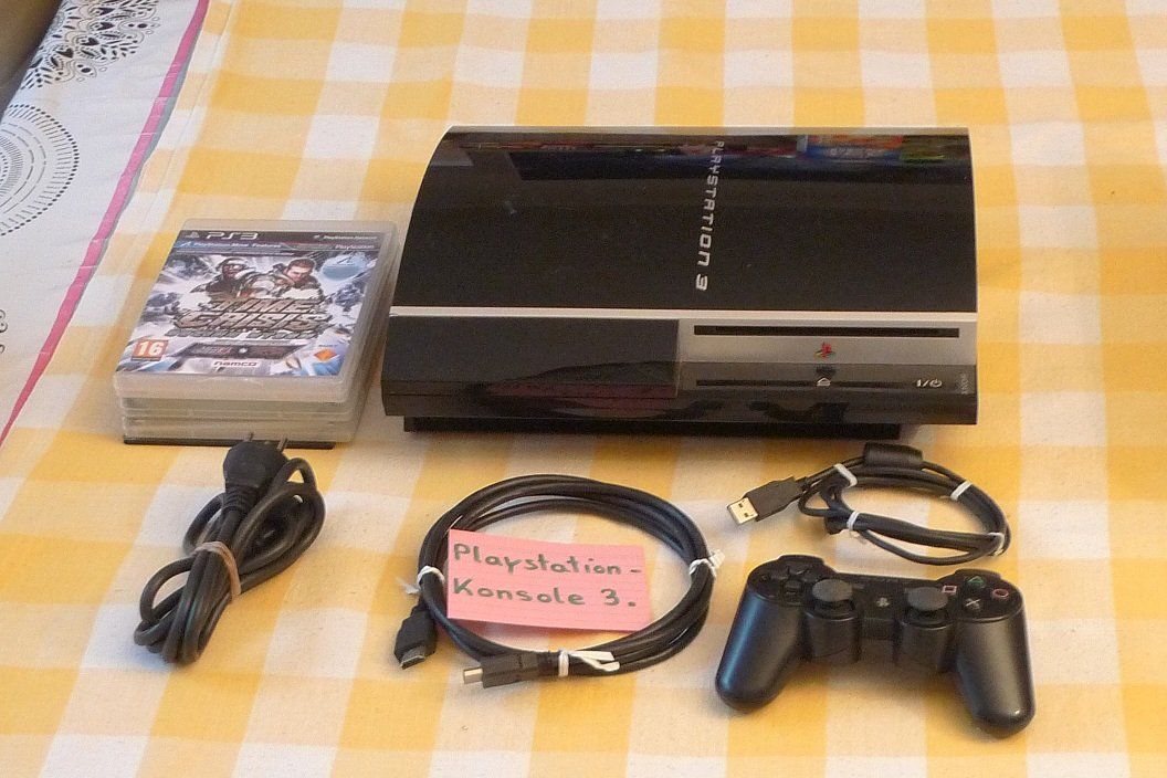 Sony Console: Playstation-Konsole Nr.3 – Usato da Bern venduto da bn1640